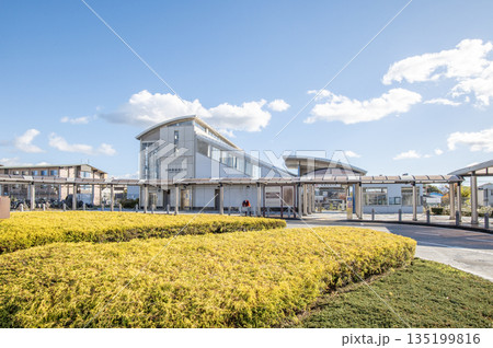 長泉なめり駅　　JR東海　静岡県駿東郡長泉町 135199816