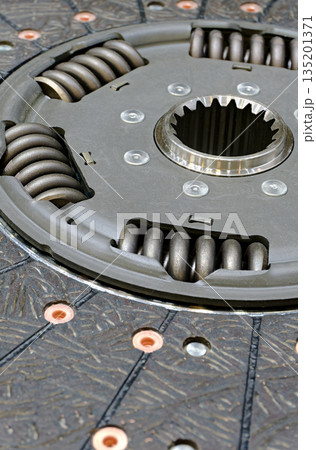 New clutch disc, car spare part New clutch disc, car spare part 135201371