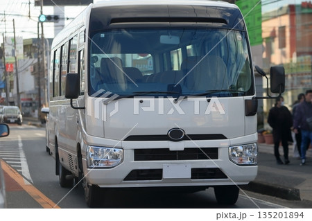 マイクロバス　イメージ 135201894