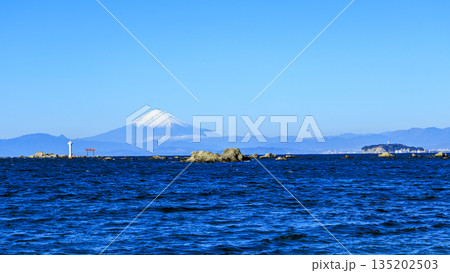 真名瀬海岸から見た富士山 真名瀬海岸から見た富士山 135202503