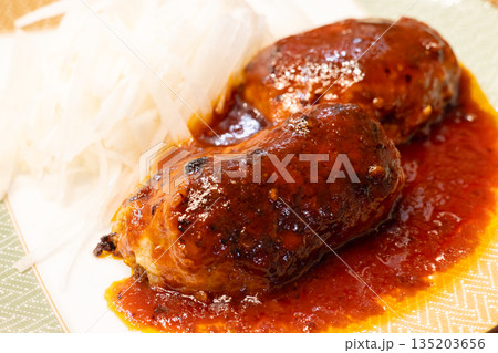 おいしいハンバーグ 135203656