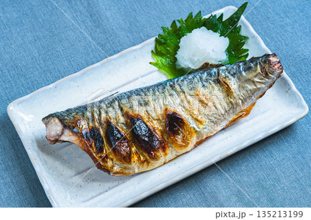 鯖の塩焼き 大根おろし添え 135213199