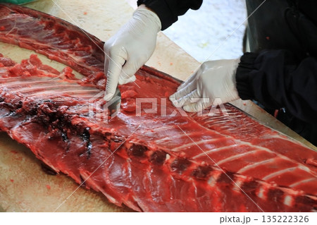 本マグロの中落ち 中落ちのすき取り 本マグロの中落ち 中落ちのすき取り 135222326