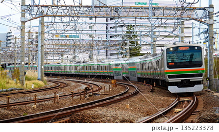 大船の湘南電車 135223378