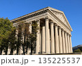 パルテノン神殿のような外観のマドレーヌ教会 135225537