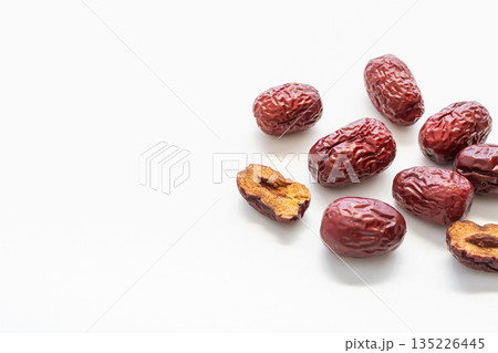 ナツメ　棗　白バック 135226445