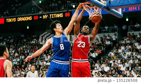 男子バスケットボールの試合 135226508