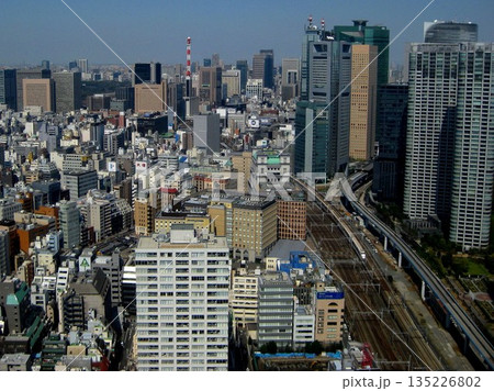 2009.3.17 浜松町世界貿易センタービル展望台から見る新橋、汐留地区 2009.3.17 浜松町世界貿易センタービル展望台から見る新橋、汐留地区 135226802