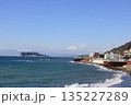 鎌倉海浜公園（稲村ケ崎地区）から江の島方面の風景　冬 135227289
