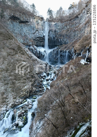 栃木県, 日光の華厳の滝の風景 135228866