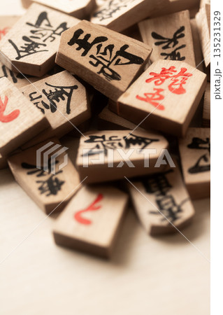 古い将棋の駒 古い将棋の駒 135231329