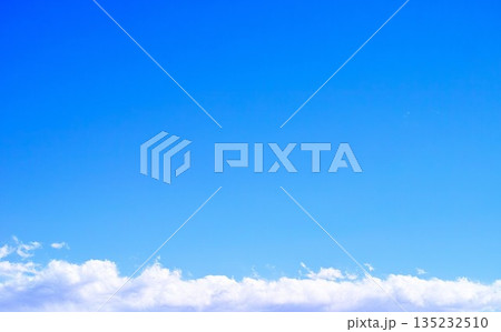 青空と雲イメージ 135232510
