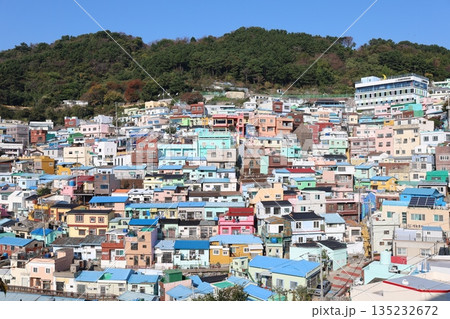 韓国のマチュピチュといわれる釜山の甘川文化村景観2 韓国のマチュピチュといわれる釜山の甘川文化村景観2 135232672
