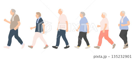 歩いて運動するシニアの人物イラストセット　健康づくり・ウォーキングする高齢者 135232901
