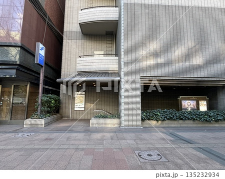 福岡市博多区「ホテル日航福岡/博多駅地下鉄出入口」 福岡市博多区「ホテル日航福岡/博多駅地下鉄出入口」 135232934
