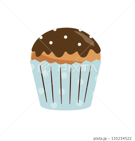 デコレーションしたカップケーキのイラスト 135234522