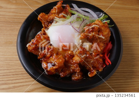 唐揚げ丼 唐揚げ丼 135234561
