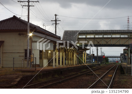 城端線 戸出駅 城端線 戸出駅 135234790