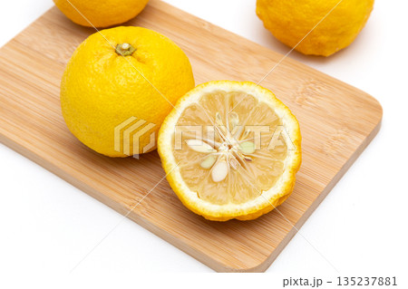ゆず　柚子 135237881