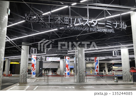 大阪上本町駅のバスターミナル 大阪上本町駅のバスターミナル 135244085