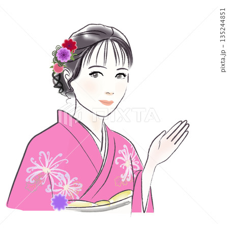 左手を差し出してこちらに目線を向けている着物の女性 135244851