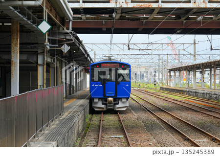 EV-E801系 ACCUM 秋田駅 EV-E801系 ACCUM 秋田駅 135245389