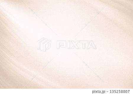 コンサルやサロンに使える高級感のあるシャンパンベージュ背景 135258807