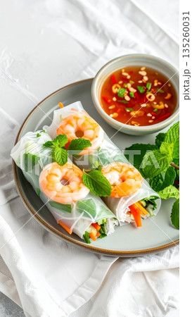 Studio Food Photography of Vietnamese Goi Cuon Spring Rolls 135260031