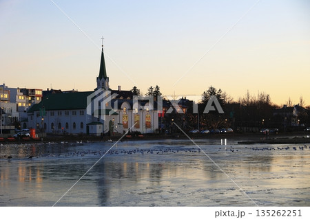 レイキャビクの景観 135262251