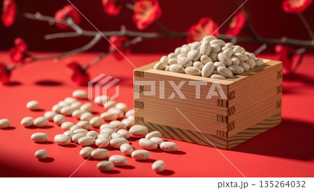 節分の福豆と桝 梅の花を添えた和風背景素材 2月の伝統行事 厄除け・無病息災のイメージ 135264032