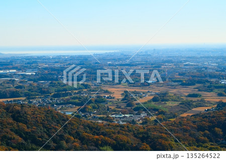 晩秋の筑波山 135264522