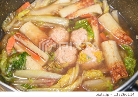 鶏だんごと白菜のあったか鍋 鶏だんごと白菜のあったか鍋 135266114