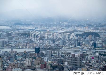 広島県広島市南区から見た広島市西区の眺望<2026年1月> 広島県広島市南区から見た広島市西区の眺望<2026年1月> 135266843