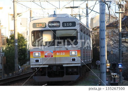 大井町線　9020系 135267500