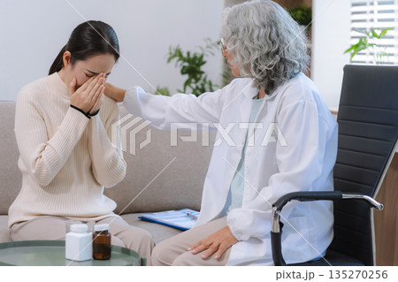 Female patient receiving therapy for depression and stress in a psychiatric clinic. Female patient receiving therapy for depression and stress in a psychiatric clinic. 135270256