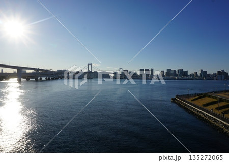 富士見橋から見たレインボーブリッジ 135272065
