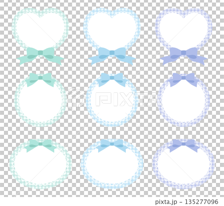 一組可愛的蕾絲邊框和絲帶向量插圖。包含心形、裝飾物和格子圖案。 135277096