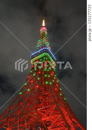 クリスマスツリー色の東京タワー 12月港区2371 クリスマスツリー色の東京タワー 12月港区2371 135277725