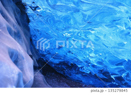 青い氷の世界 青い氷の世界 135279845