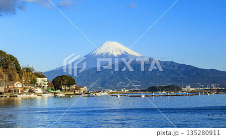 西伊豆から見た富士山 135280911