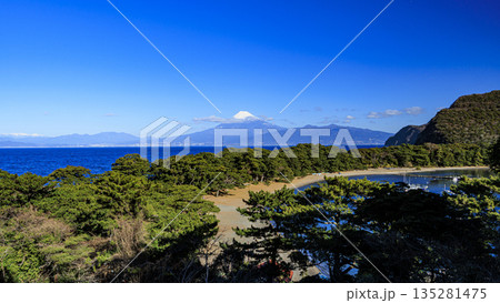 御浜岬から見た富士山 御浜岬から見た富士山 135281475