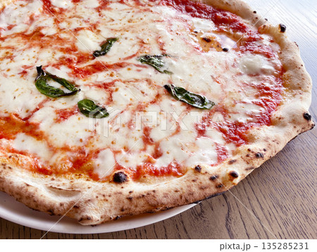 マルゲリータピザ 135285231