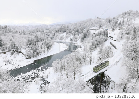 雪景色の飯山線 雪景色の飯山線 135285510