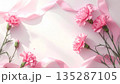 母の日の背景素材　カーネーションとピンクのリボン（水彩風） 135287105