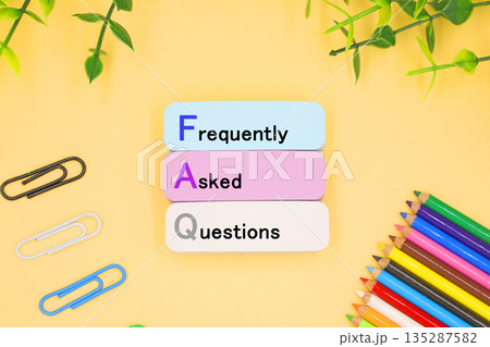 FAQと書かれた文字素材 135287582