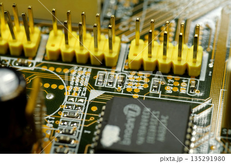 Computer microcircuit with electronic components 135291980