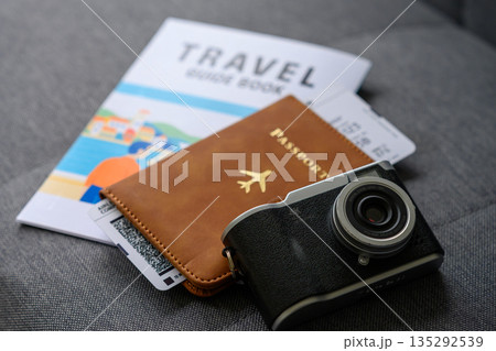 旅行準備アイテム集合 旅行準備アイテム集合 135292539