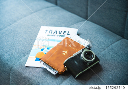 旅行準備アイテム集合 135292540