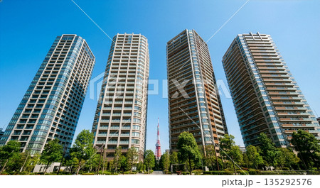 タワーマンション　高級マンション　タワマン　商業施設　 135292576