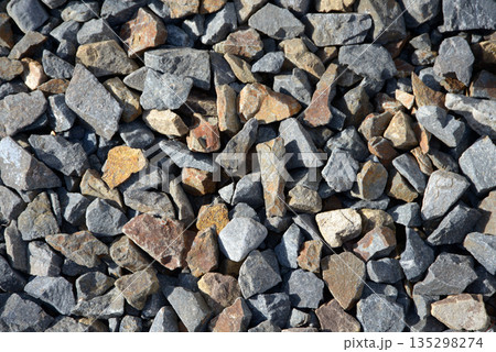 砂利石　石の造形 135298274